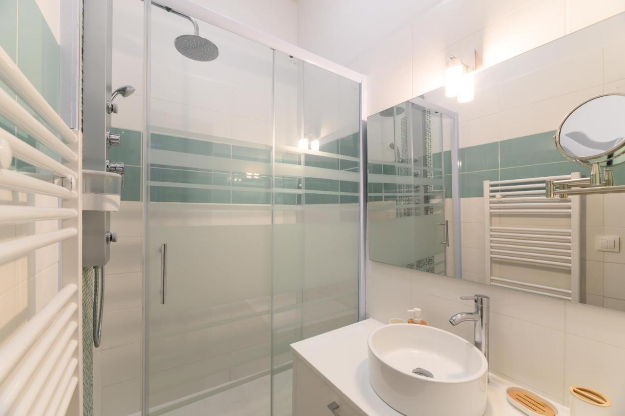 Daumier - New 2 Bdrs Flat Near La Seine Apartment Париж Екстериор снимка